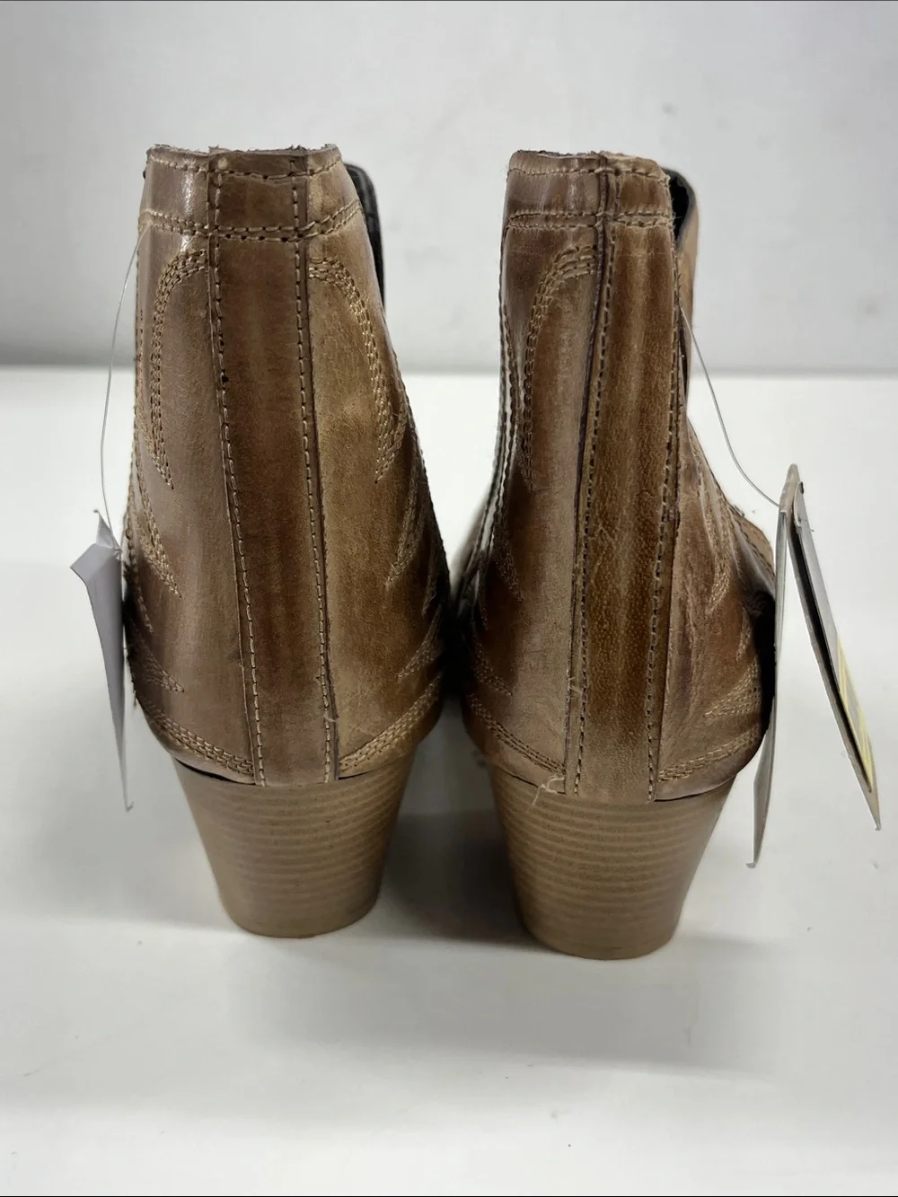 New Roper Womens Rowdy Leather Booties Slip On Heeled Western Size 7.5